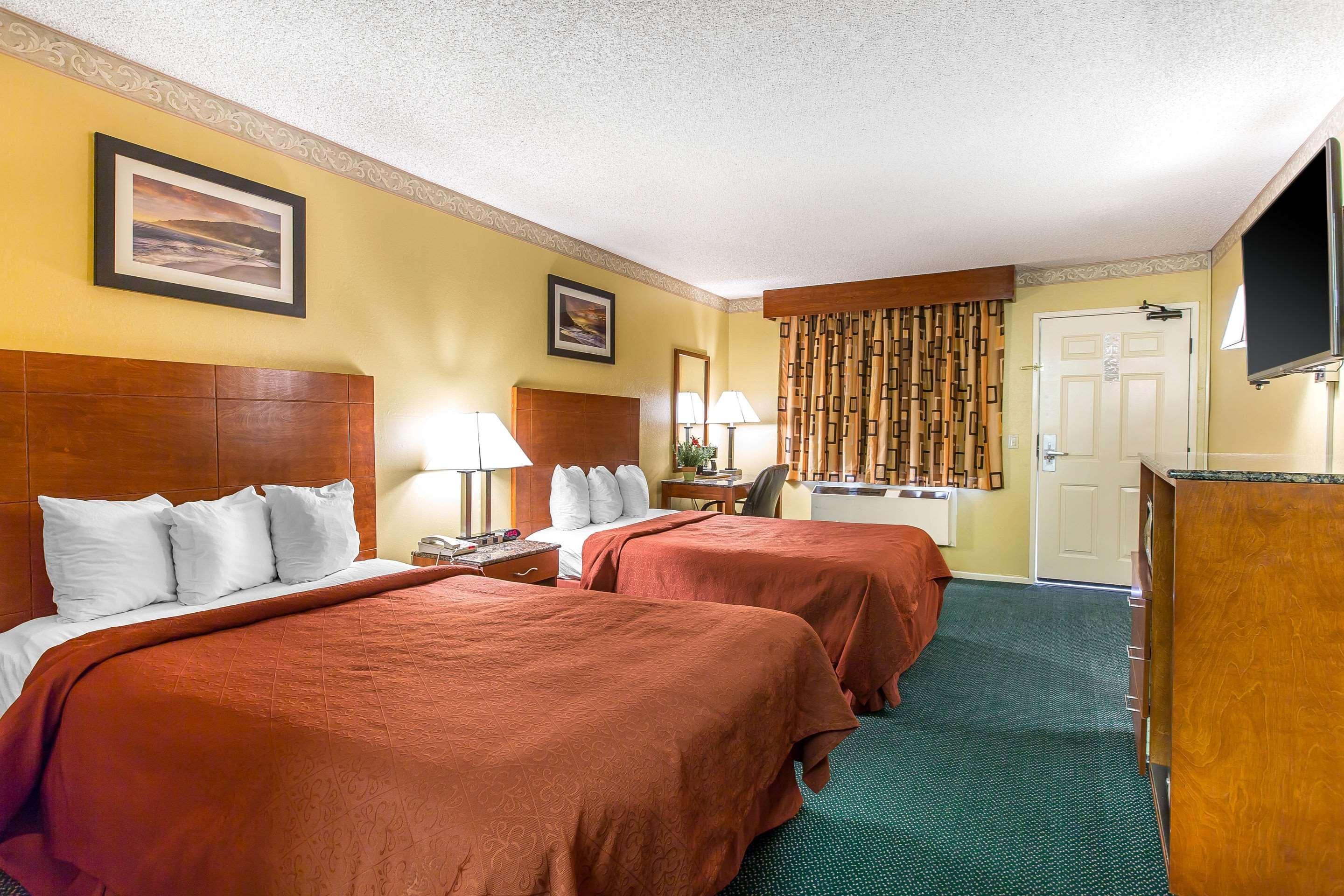Quality Inn & Suites Camarillo-Oxnard Kültér fotó