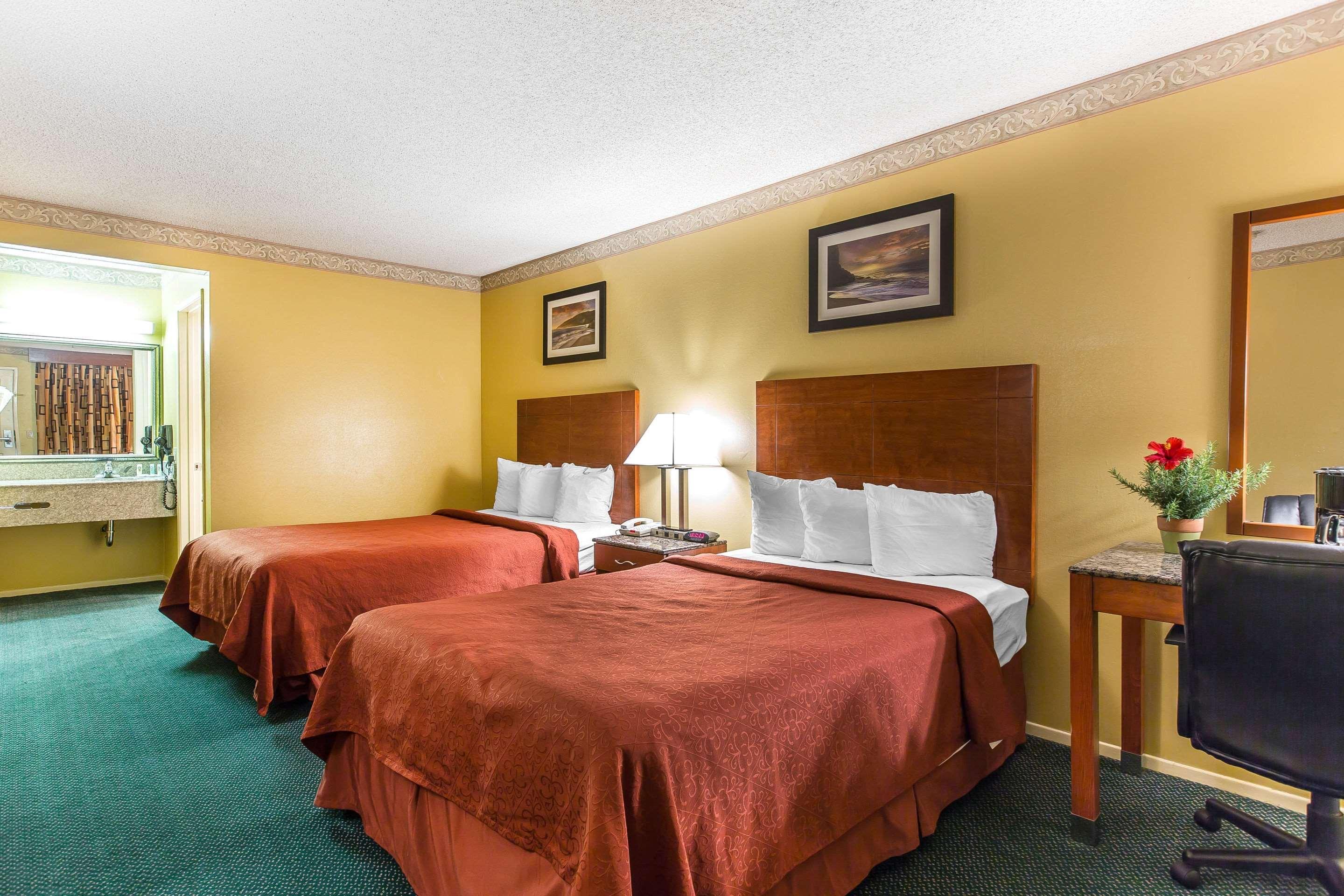 Quality Inn & Suites Camarillo-Oxnard Kültér fotó