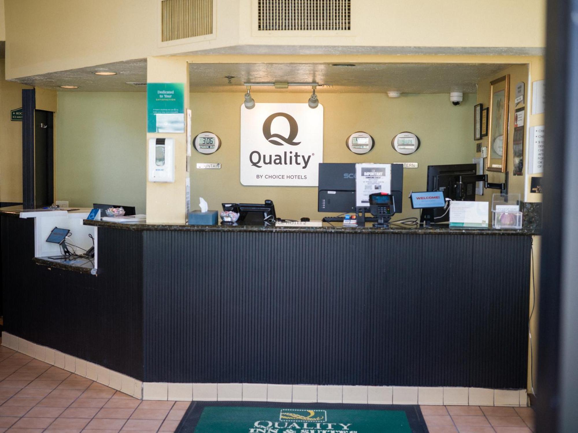 Quality Inn & Suites Camarillo-Oxnard Kültér fotó