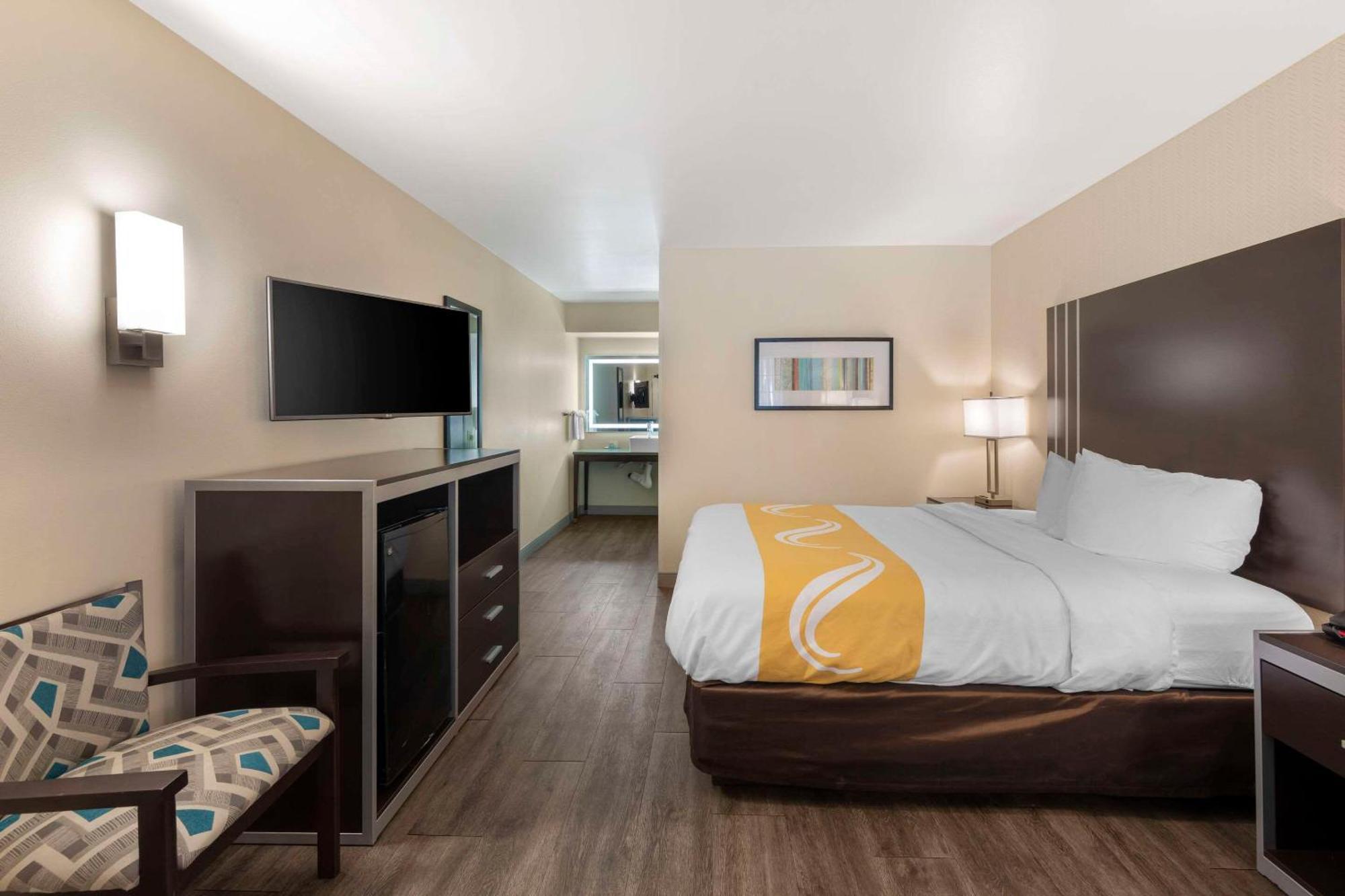 Quality Inn & Suites Camarillo-Oxnard Kültér fotó